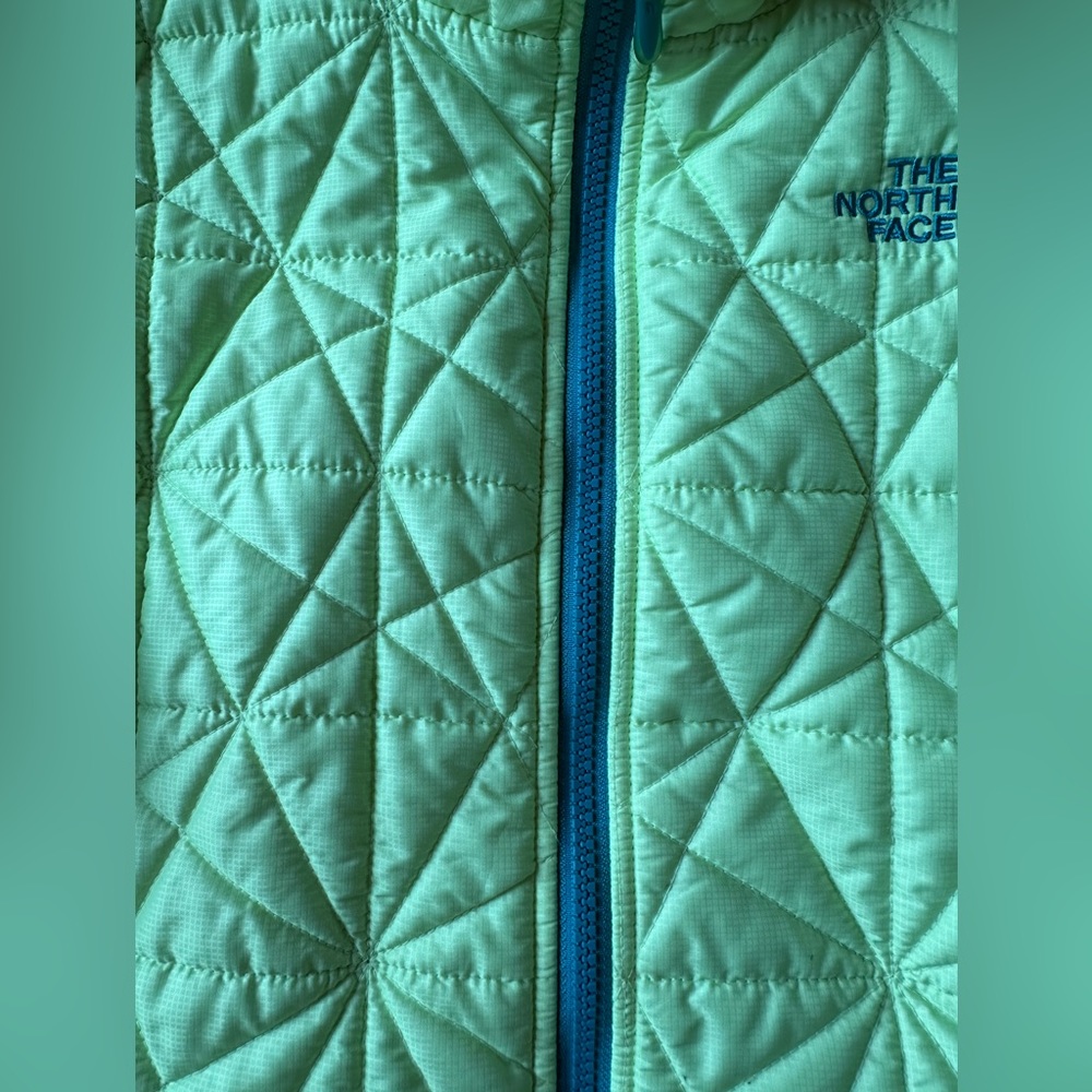North Face thin puffer jacket neon yellow - Picture 9 of 10